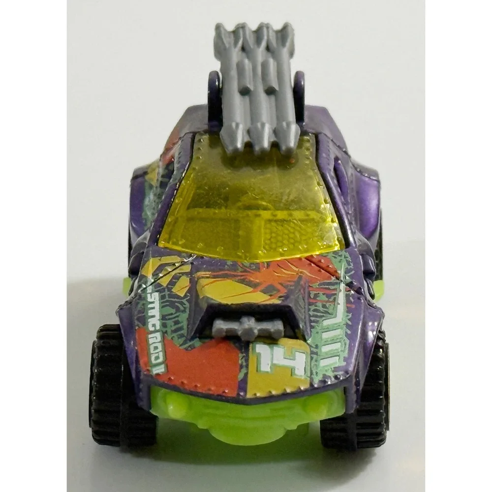 Hot Wheels Sting Rod II Kids 1:64 Purple Metallic Scorpion Missile Rack‎ Toy Car